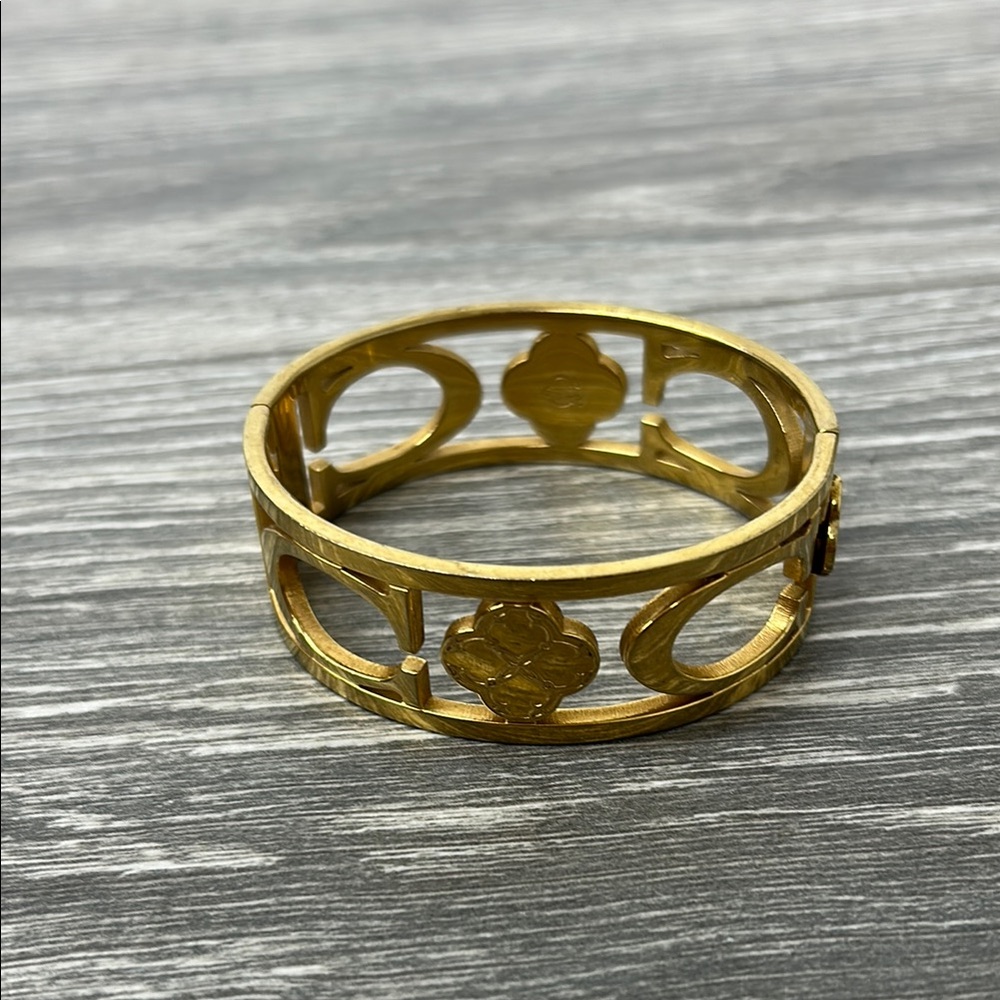 Coach Vintage Gold Tone Bracelet/ Bangle